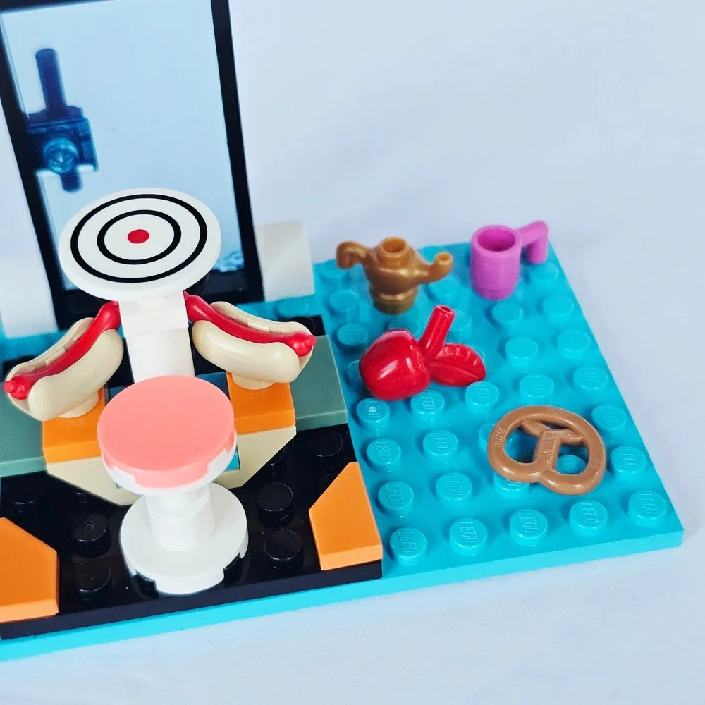 LEGO Custom Food Stand Cafe Baseplate with Hot Dogs Pretzel Fruit Accessories